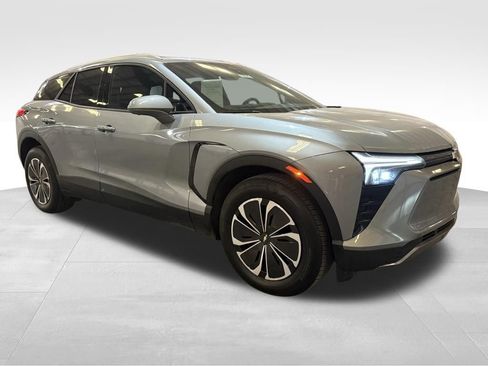 Used 2024 Chevrolet Blazer EV LT image 7