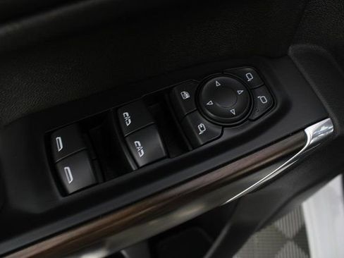 Used 2021 GMC Sierra 1500 SLT image 15