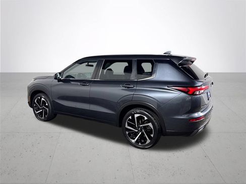 Used 2024 Mitsubishi Outlander SE AWD/4WD image 8