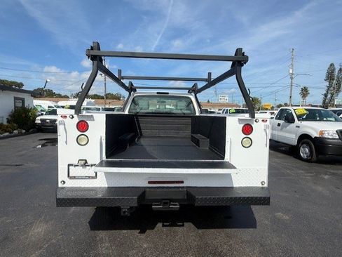 Used 2015 Ford F550 4x4 Regular Cab Super Duty image 8