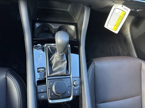 New 2026 MAZDA MAZDA3 Hatchback w/Premium Plus Pkg image 26
