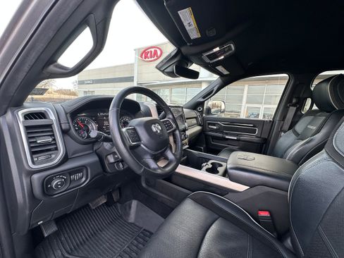 Used 2019 RAM 3500 Laramie image 32