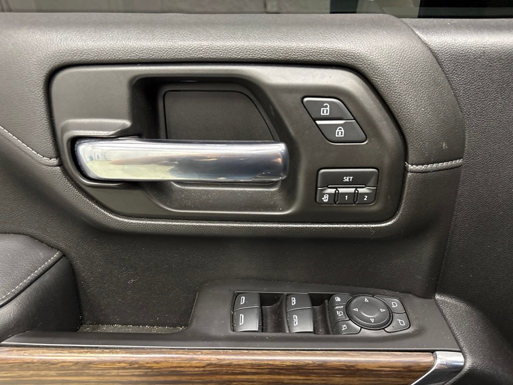 Used 2020 Chevrolet Silverado 3500 High Country AWD/4WD image 17