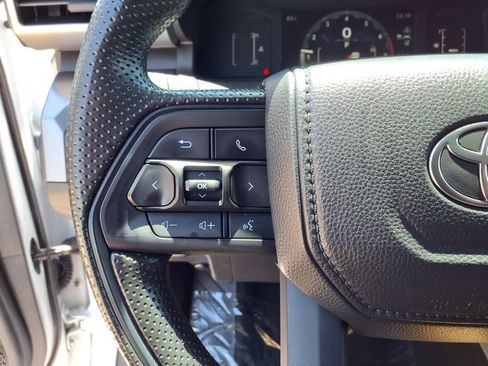 Used 2025 Toyota Tacoma SR5 RWD image 15