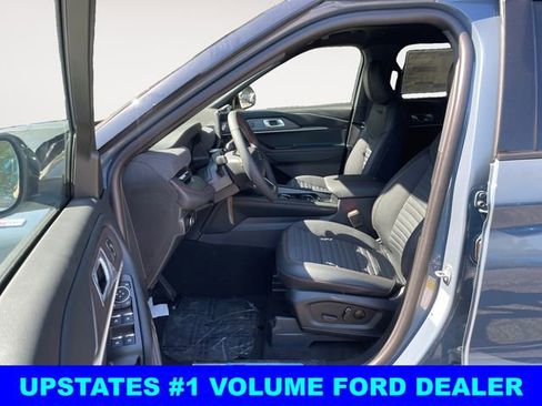 New 2025 Ford Explorer ST-Line w/ Premium Package image 9