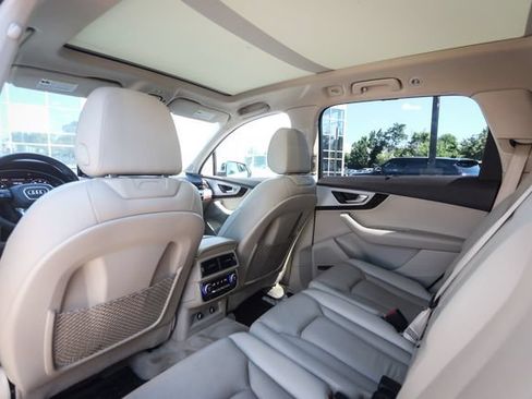 Used 2019 Audi Q7 2.0T Premium Plus w/ Premium Plus Package AWD/4WD image 58