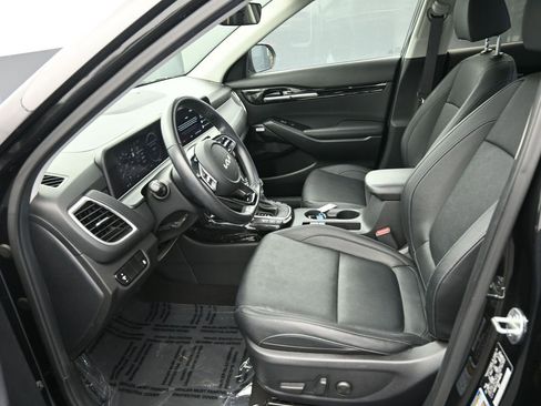 Used 2024 Kia Seltos SX image 15