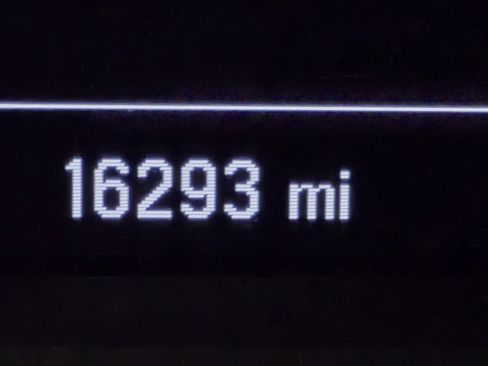 Used 2023 Chevrolet Traverse LT w/ LPO, Floor Liner Package image 35