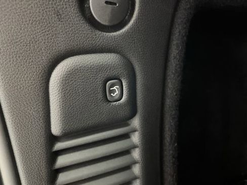 Used 2025 Dodge Durango GT w/ Blacktop Package image 16