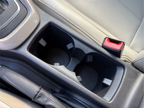 Used 2018 Ford Focus Titanium image 32