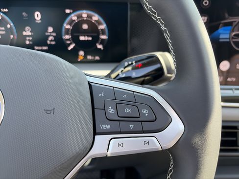 New 2026 Volkswagen Tiguan SE AWD/4WD image 29