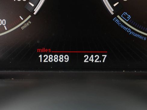Used 2016 BMW 535i Sedan RWD image 46