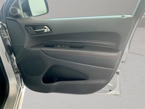 Used 2024 Dodge Durango GT image 31