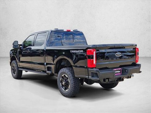 New 2026 Ford F250 XLT w/ XLT Premium Package AWD/4WD image 9