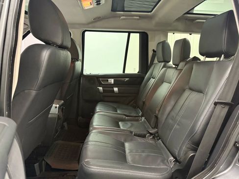 Used 2016 Land Rover LR4 HSE image 19