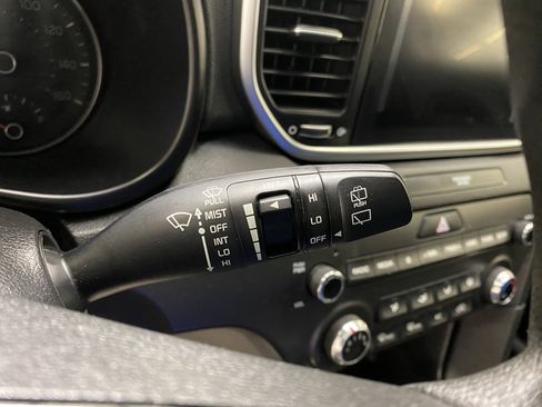 Used 2021 Kia Sportage LX image 29