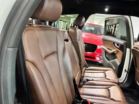 Used 2019 Audi Q7 3.0T Premium Plus image 16