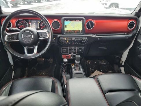 Used 2020 Jeep Gladiator Rubicon w/ Advanced Safety Group image 16