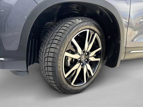 Used 2021 Honda Pilot Elite image 27