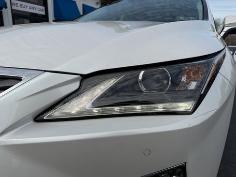 Used 2018 Lexus RX 450h AWD image 27