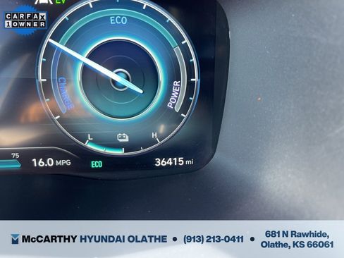 Certified 2023 Hyundai Santa Fe Limited image 8