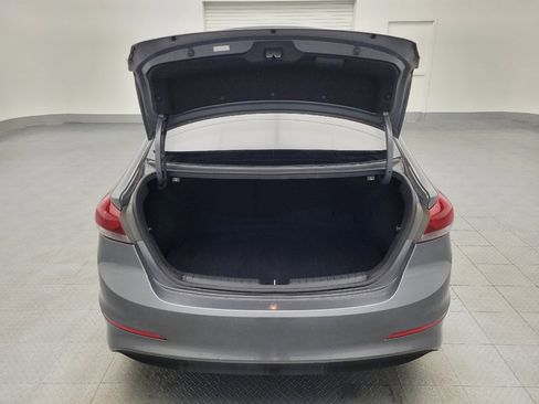 Used 2017 Hyundai Elantra SE image 29