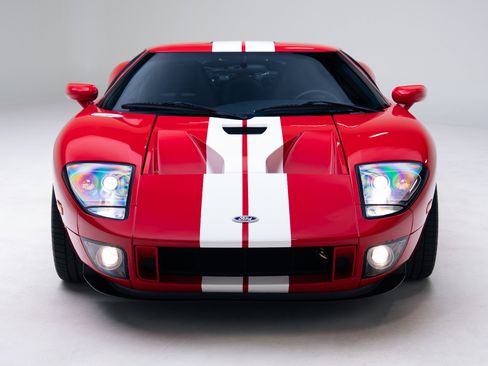 Used 2005 Ford GT image 13