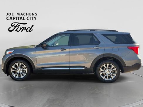 Used 2024 Ford Explorer XLT w/ Equipment Group 202A AWD/4WD image 8