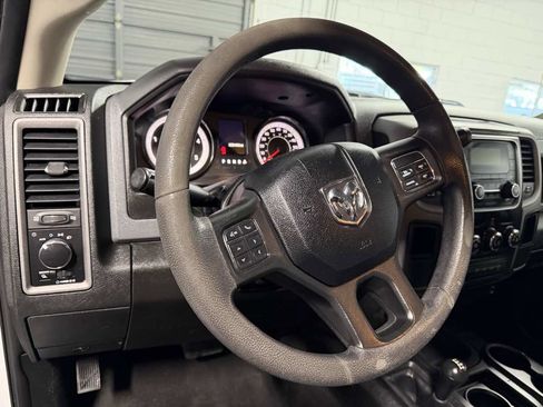 Used 2018 RAM 2500 Tradesman w/ Chrome Appearance Group AWD/4WD image 11