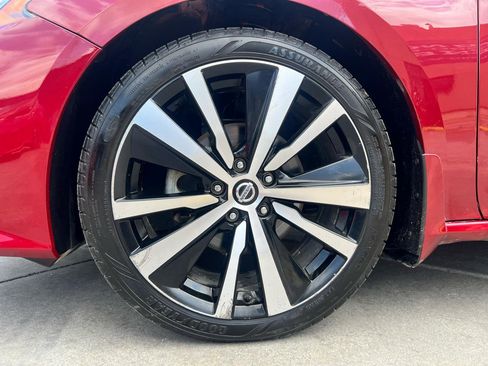 Used 2019 Nissan Altima 2.5 SR w/ SR Premium Package FWD image 35