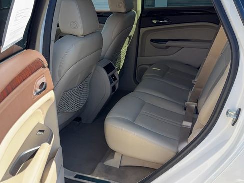 Used 2014 Cadillac SRX Luxury w/ Driver Awareness Package image 10