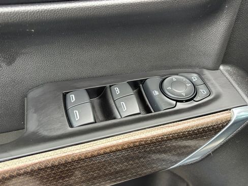 Used 2020 Chevrolet Silverado 1500 LT AWD/4WD image 13