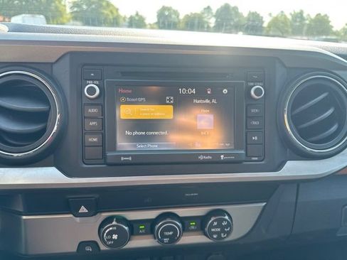 Used 2019 Toyota Tacoma SR5 RWD image 33