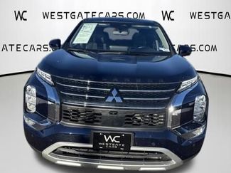 Used 2024 Mitsubishi Outlander SE video 2