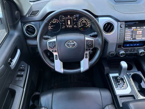 Used 2018 Toyota Tundra Limited w/ Limited Premium Package AWD/4WD image 16