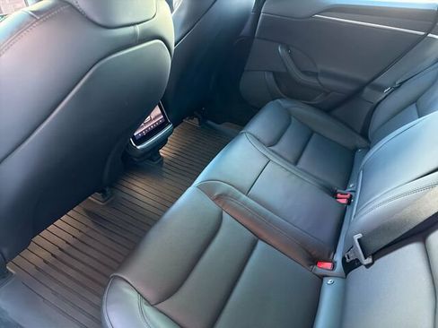 Used 2022 Tesla Model S Base 4D Hatchback image 15
