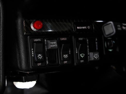 Used 1998 HUMMER H1 4-Door Hard Top AWD/4WD image 17