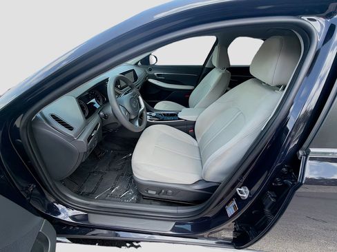 Used 2023 Hyundai Sonata SEL FWD image 18