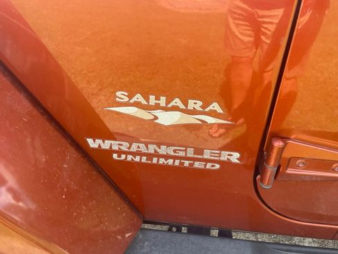 Used 2014 Jeep Wrangler Unlimited Sahara w/ Connectivity Group image 6