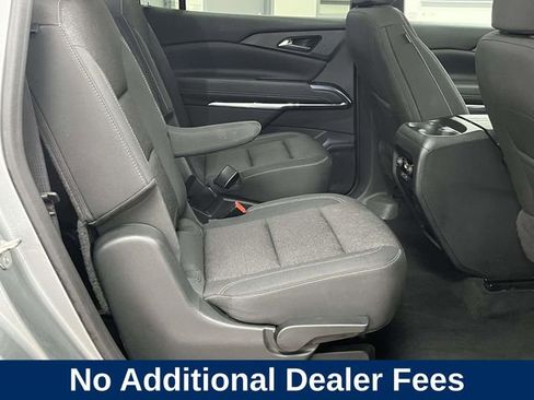 Used 2024 Chevrolet Traverse LT AWD/4WD image 25
