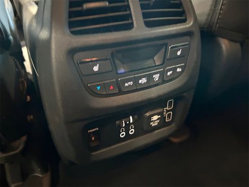 Used 2022 Honda Pilot Touring image 29