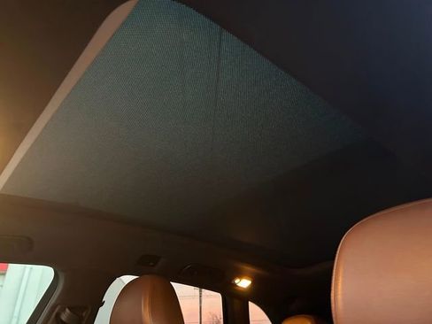 Used 2017 Audi Q5 2.0T Premium Plus w/ Technology Package image 26