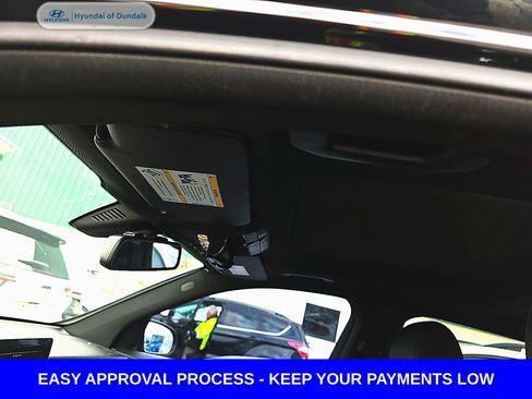 Used 2019 Mercedes-Benz GLC 300 4MATIC w/ AMG Line image 17