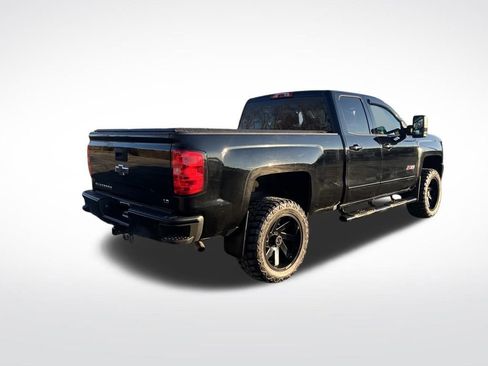 Used 2019 Chevrolet Silverado 1500 LT w/ All Star Edition image 5