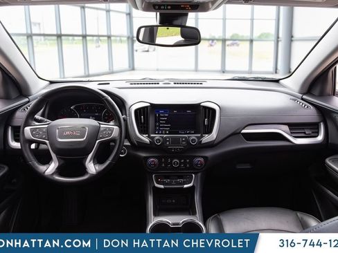 Used 2023 GMC Terrain SLT FWD image 4