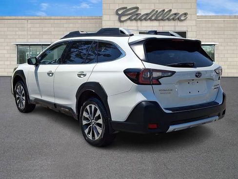 Used 2023 Subaru Outback Touring XT AWD/4WD image 5