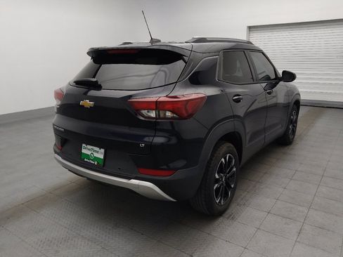 Used 2021 Chevrolet TrailBlazer LT w/ Convenience Package FWD image 9