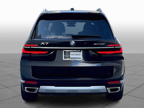 Used 2024 BMW X7 xDrive40i image 7