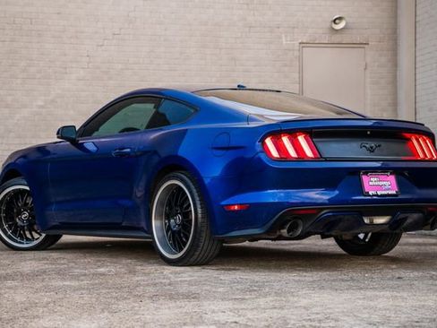 Used 2016 Ford Mustang Premium image 45