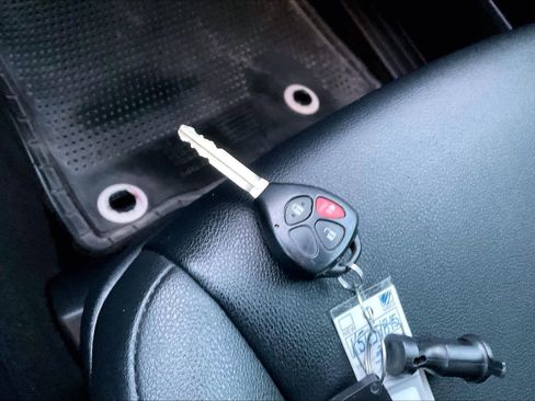 Used 2019 Toyota 4Runner TRD Off-Road Premium image 15